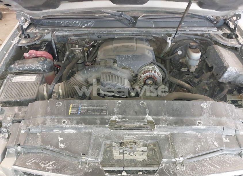 Photo 10 of 2007 Chevrolet Suburban 1500 LTZ (VIN 1GNFK16357J355897)