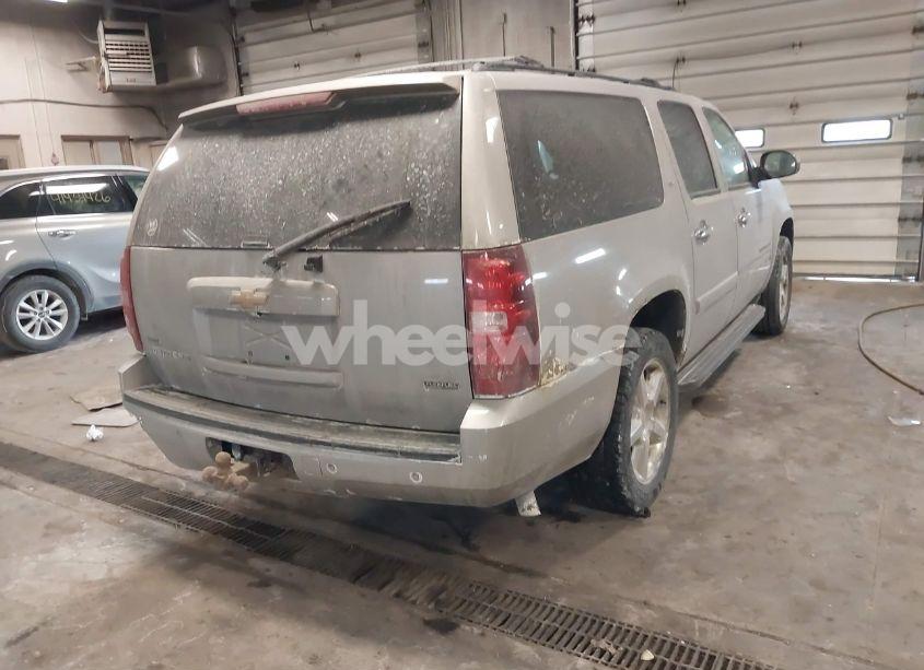 Photo 4 of 2007 Chevrolet Suburban 1500 LTZ (VIN 1GNFK16357J355897)