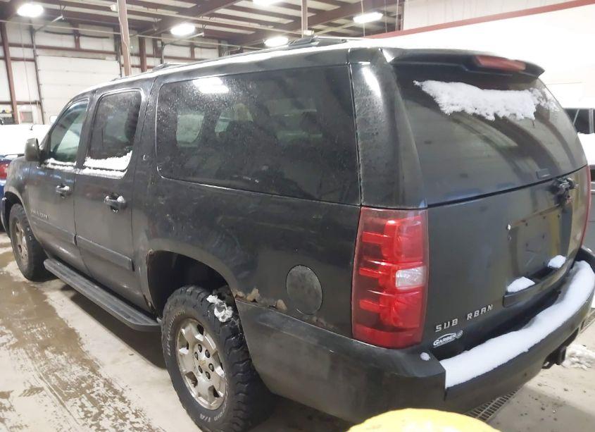 Photo 3 of 2007 Chevrolet Suburban 1500 LT (VIN 1GNFK16357R137766)