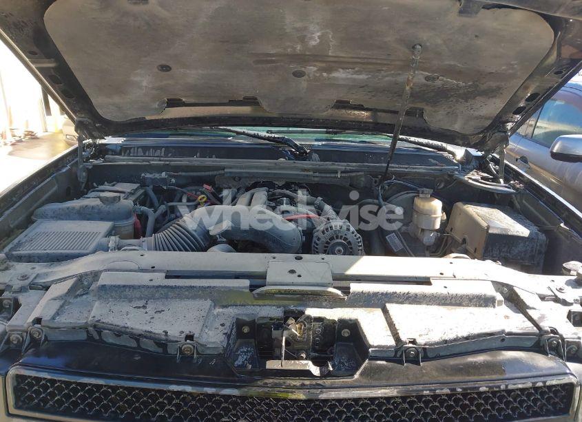 Photo 10 of 2007 Chevrolet Suburban 1500 LT (VIN 1GNFK16357R197353)