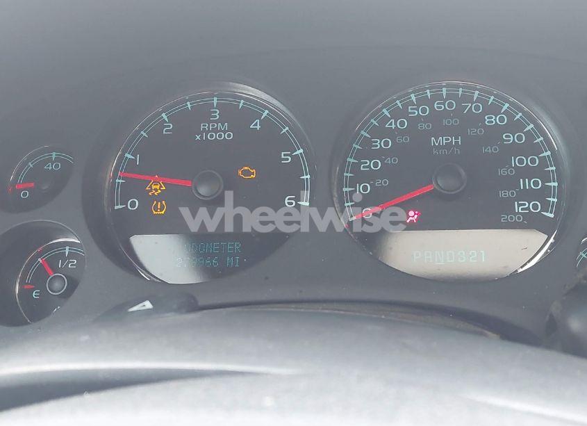 Photo 7 of 2007 Chevrolet Suburban 1500 LT (VIN 1GNFK16357R197353)