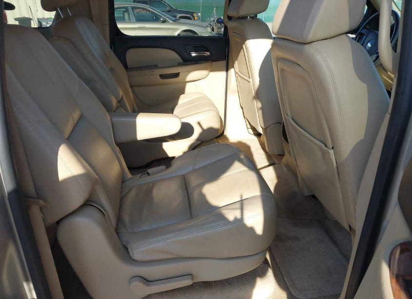 Photo 8 of 2008 Chevrolet Suburban 1500 LTZ (VIN 1GNFK16358J204026)