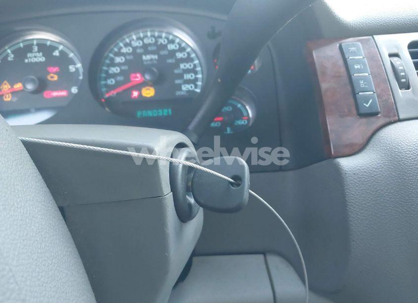 Photo 11 of 2007 Chevrolet Suburban 1500 LT (VIN 1GNFK16377J212272)