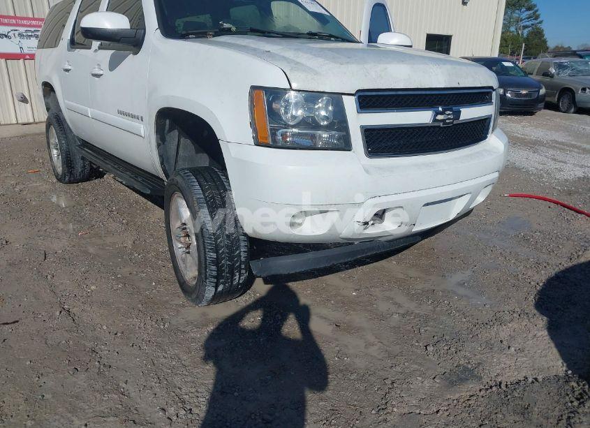 Photo 6 of 2007 Chevrolet Suburban 1500 LT (VIN 1GNFK16377J212272)