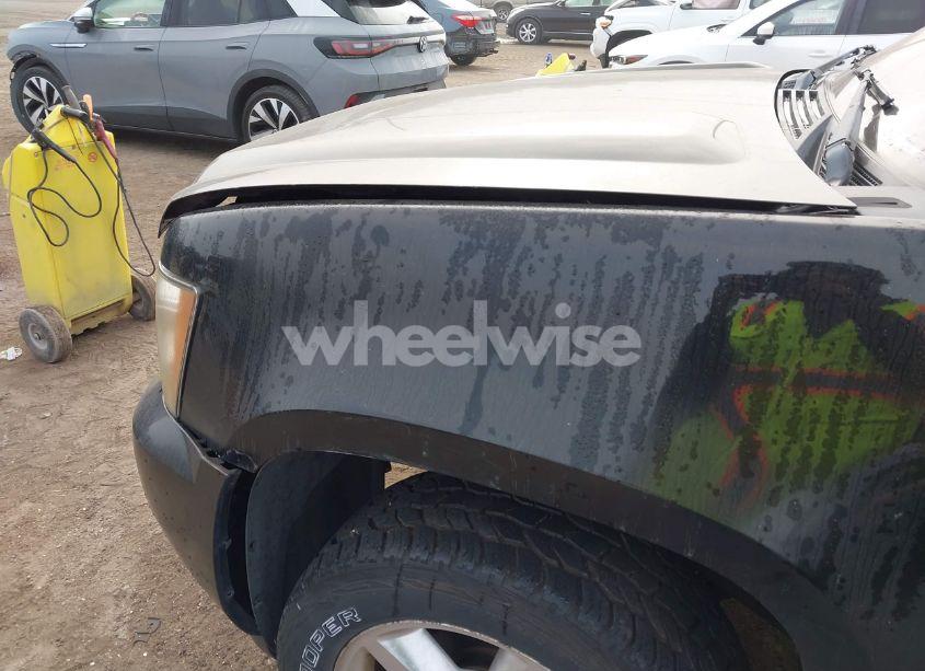 Photo 17 of 2007 Chevrolet Suburban 1500 LTZ (VIN 1GNFK16377R366689)