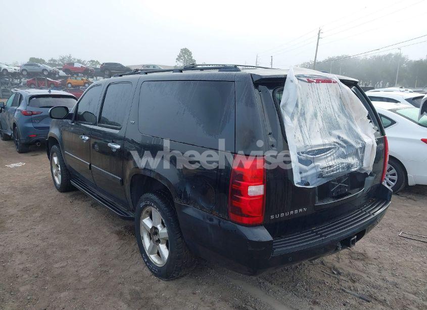 Photo 3 of 2007 Chevrolet Suburban 1500 LTZ (VIN 1GNFK16377R366689)