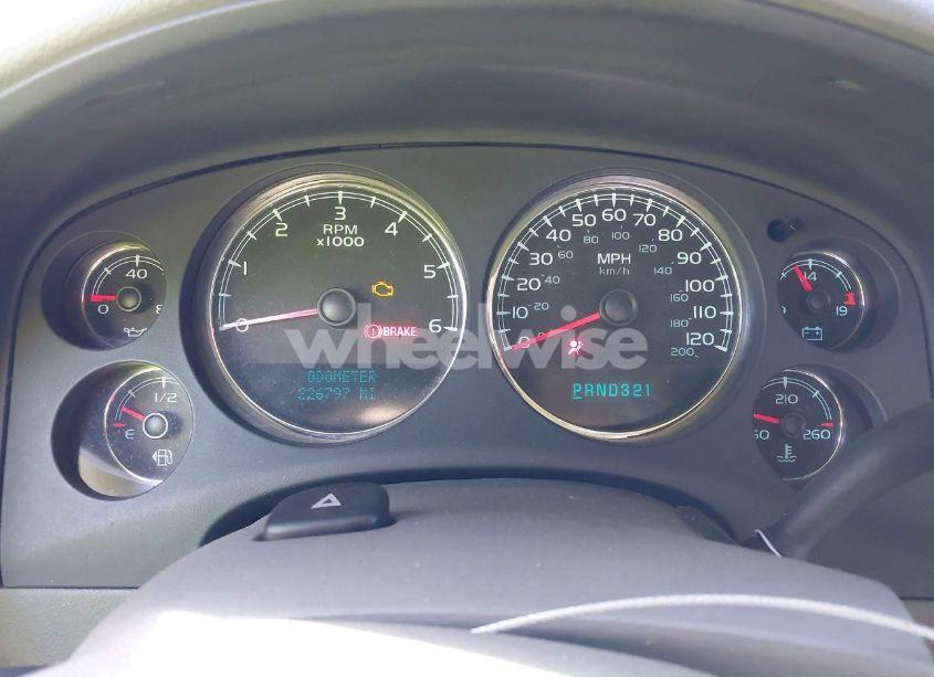 Photo 7 of 2007 Chevrolet Suburban 1500 LTZ (VIN 1GNFK16377R366689)