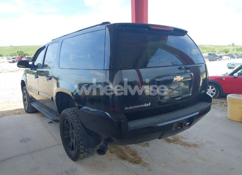 Photo 3 of 2007 Chevrolet Suburban 1500 LT (VIN 1GNFK16387J253011)