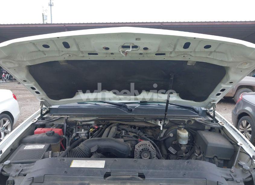 Photo 10 of 2007 Chevrolet Suburban 1500 LT (VIN 1GNFK16387J280516)