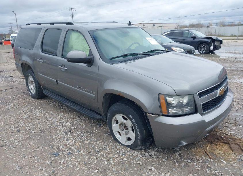2007 Chevrolet Suburban 1500 LT (VIN 1GNFK16397J229106) main photo