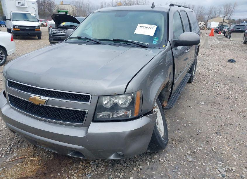 Photo 12 of 2007 Chevrolet Suburban 1500 LT (VIN 1GNFK16397J229106)