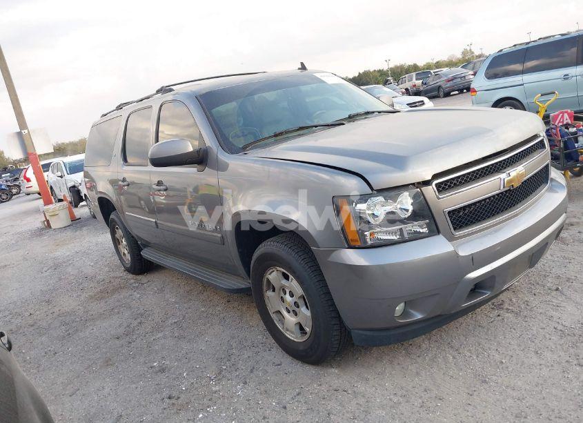 2007 Chevrolet Suburban 1500 LT (VIN 1GNFK16397J238680) main photo