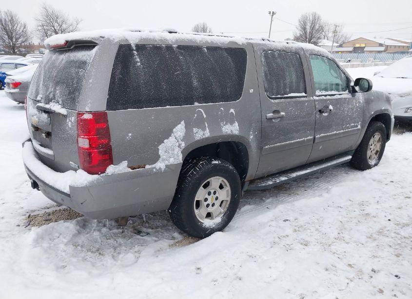 Photo 4 of 2008 Chevrolet Suburban 1500 LT (VIN 1GNFK16398J226725)