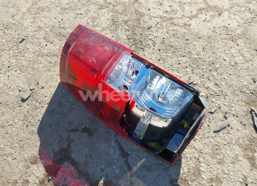 Photo 12 of 2008 Chevrolet Suburban 1500 LT (VIN 1GNFK163X8J134555)