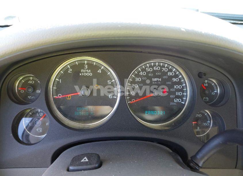 Photo 7 of 2008 Chevrolet Suburban 1500 LT (VIN 1GNFK163X8J134555)