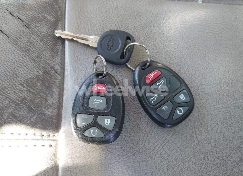 Photo 11 of 2008 Chevrolet Suburban 1500 LT (VIN 1GNFK163X8R111651)