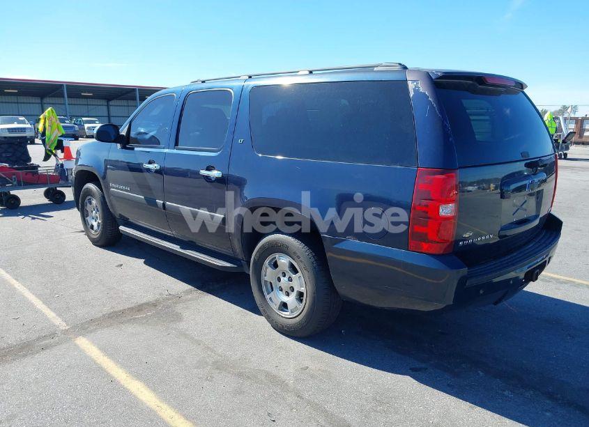 Photo 3 of 2008 Chevrolet Suburban 1500 LT (VIN 1GNFK163X8R111651)