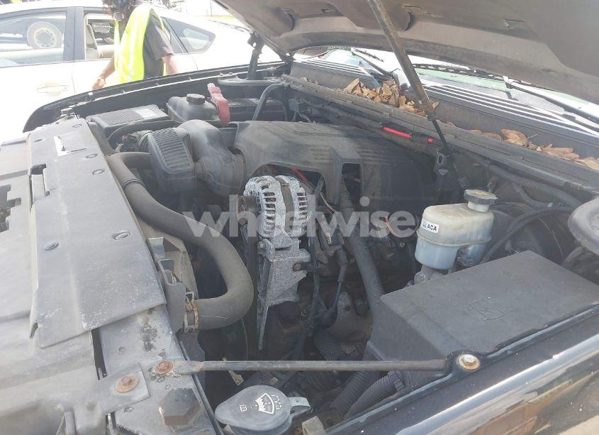 Photo 10 of 2008 Chevrolet Suburban 1500 LT (VIN 1GNFK163X8R239792)