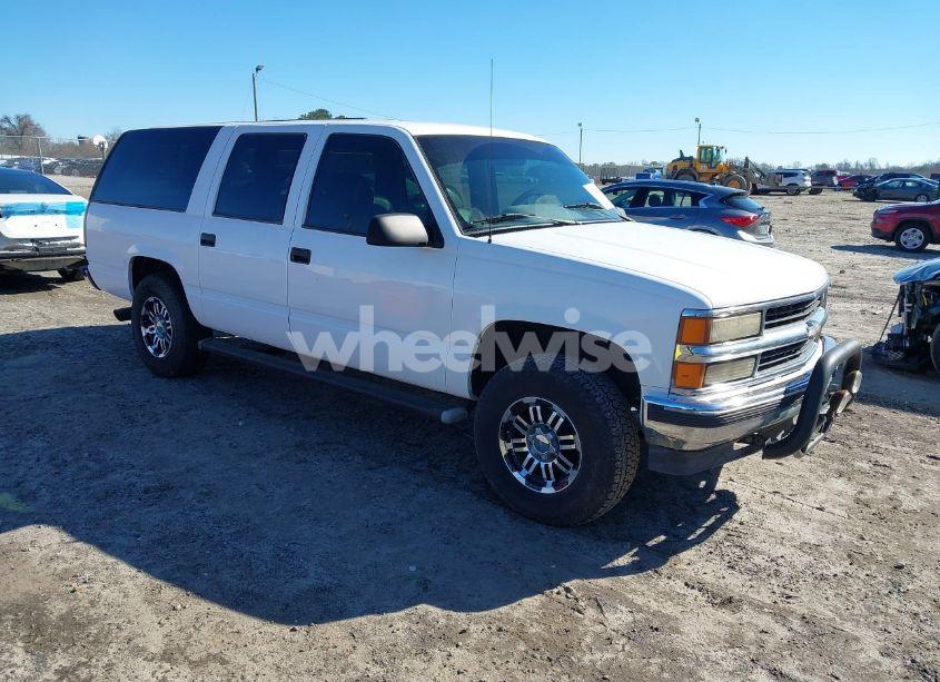 1995 Chevrolet Suburban K1500 (VIN 1GNFK16K0SJ362711) main photo