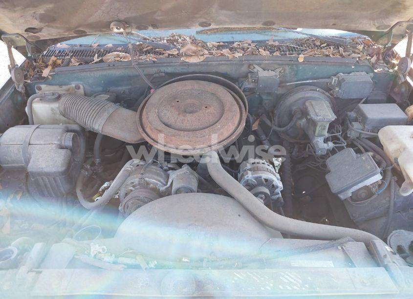 Photo 10 of 1995 Chevrolet Suburban K1500 (VIN 1GNFK16KXSJ375532)