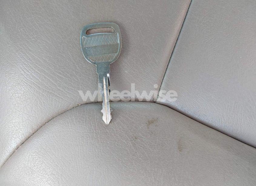 Photo 11 of 1995 Chevrolet Suburban K1500 (VIN 1GNFK16KXSJ375532)