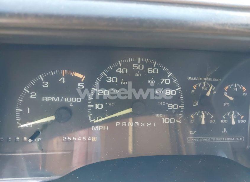 Photo 7 of 1995 Chevrolet Suburban K1500 (VIN 1GNFK16KXSJ375532)