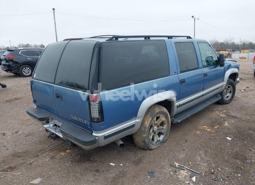 Photo 4 of 1996 Chevrolet Suburban K1500 (VIN 1GNFK16R4TJ323375)