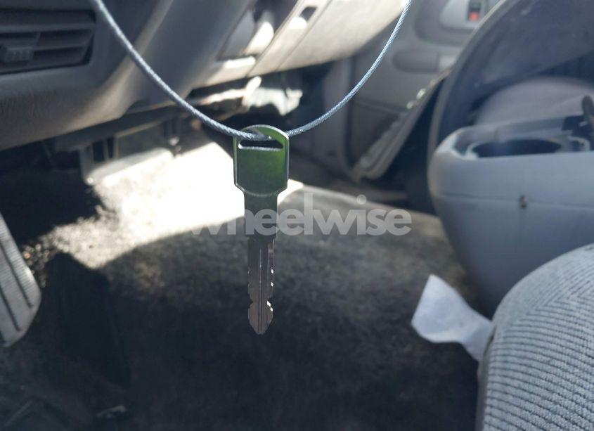 Photo 11 of 1999 Chevrolet Suburban 1500 LT (VIN 1GNFK16R5XJ376883)