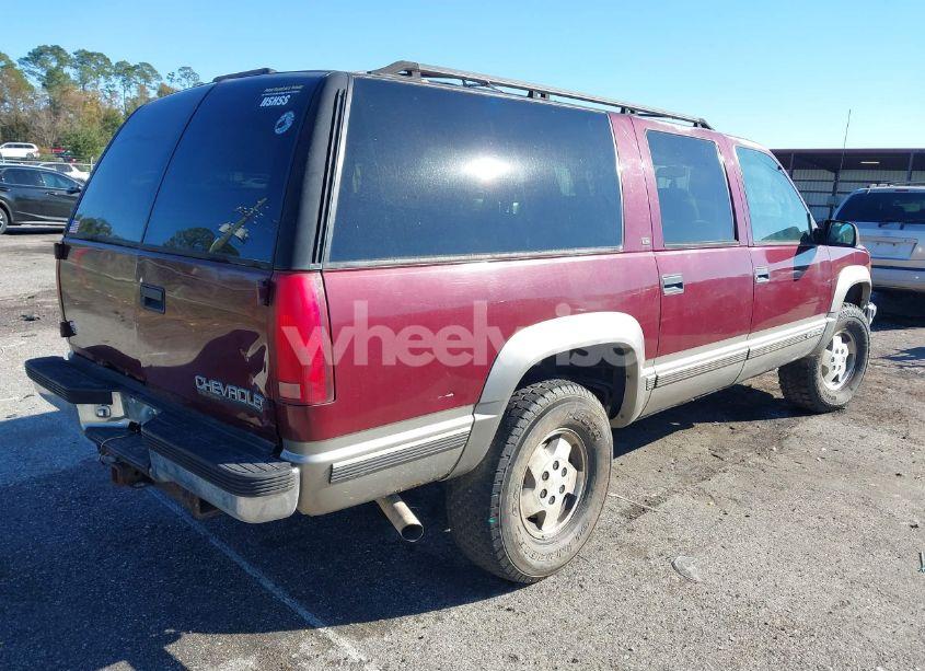 Photo 4 of 1999 Chevrolet Suburban 1500 LT (VIN 1GNFK16R5XJ376883)