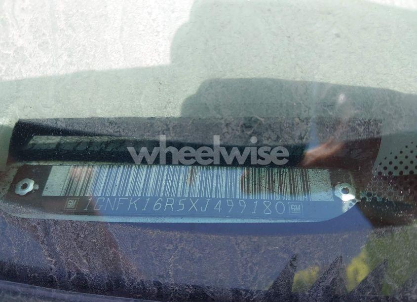 Photo 9 of 1999 Chevrolet Suburban 1500 LT (VIN 1GNFK16R5XJ499180)