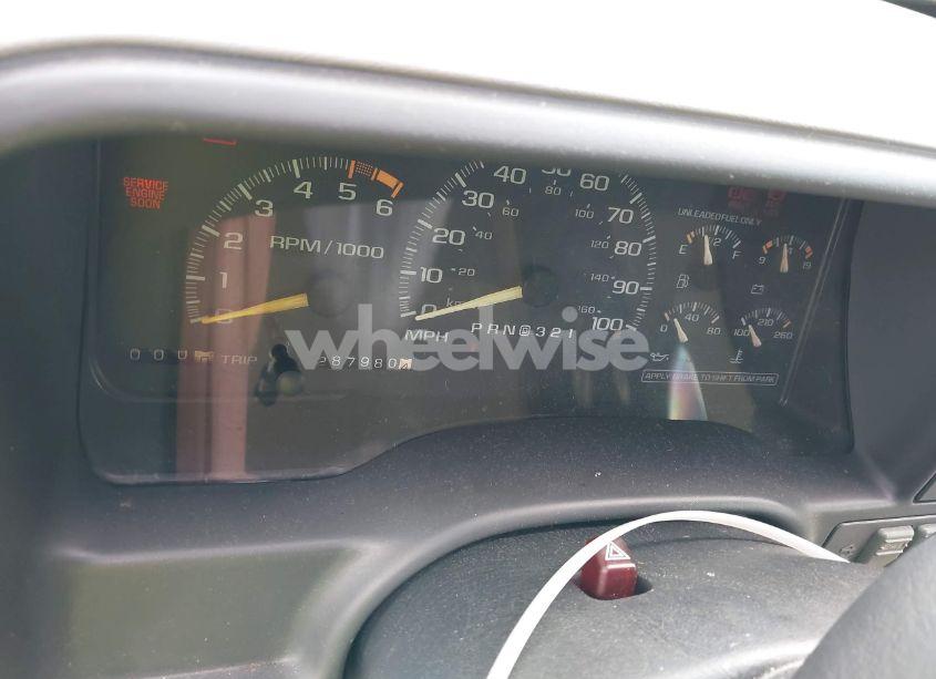 Photo 7 of 1996 Chevrolet Suburban K1500 (VIN 1GNFK16R8TJ397396)