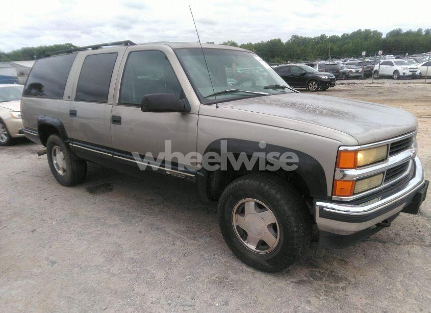 1999 Chevrolet Suburban 1500 LT (VIN 1GNFK16R8XJ305788) main photo
