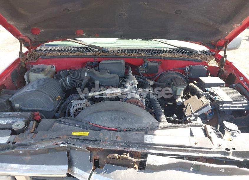 Photo 10 of 1999 Chevrolet Suburban 1500 LT (VIN 1GNFK16R8XJ453665)