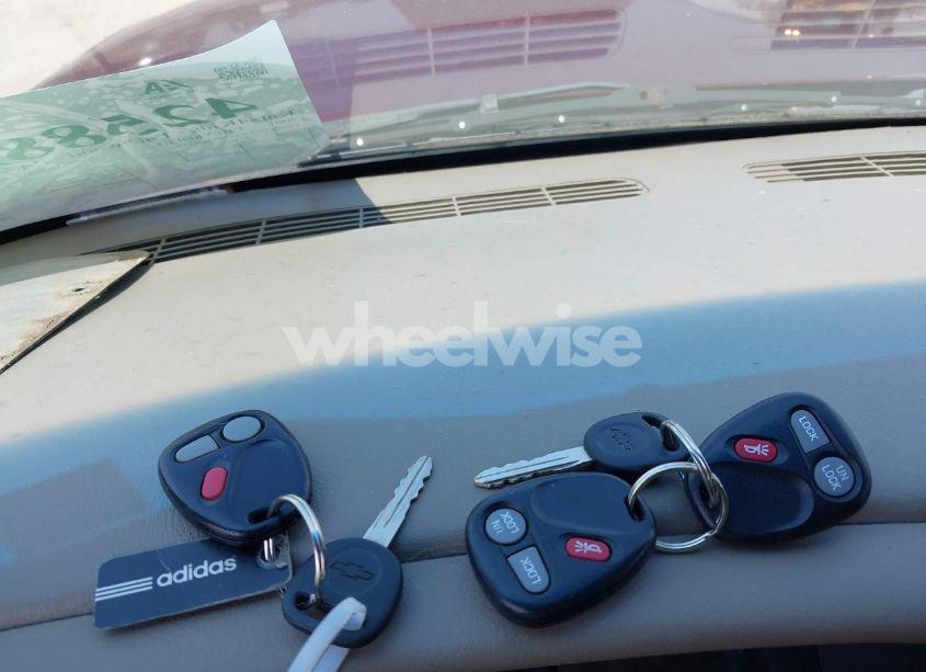 Photo 11 of 2001 Chevrolet Suburban 1500 LT (VIN 1GNFK16T01J221340)