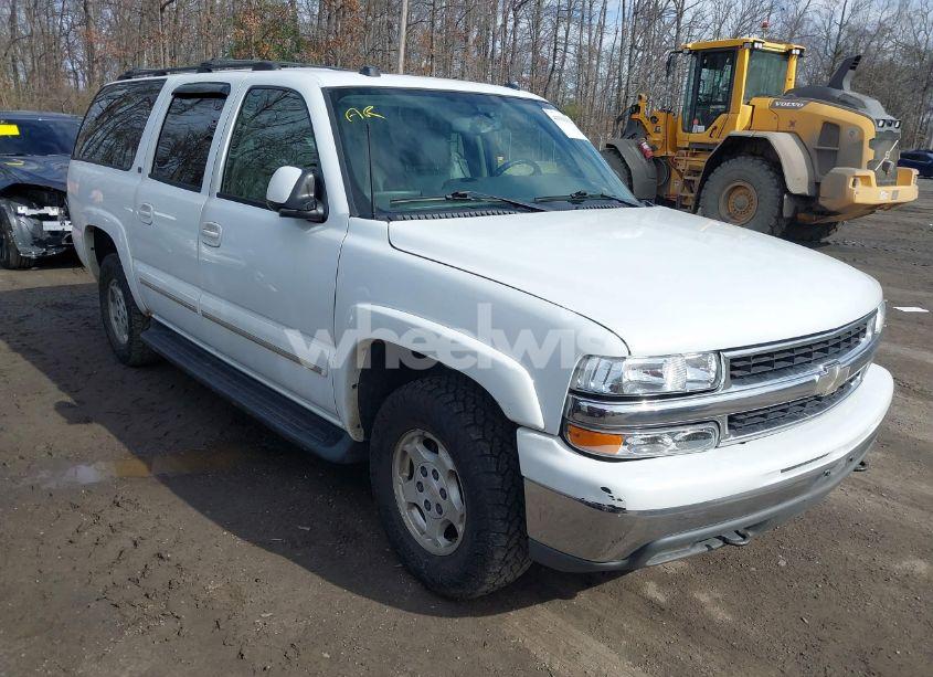 2004 Chevrolet Suburban 1500 LT (VIN 1GNFK16T14J103074) main photo