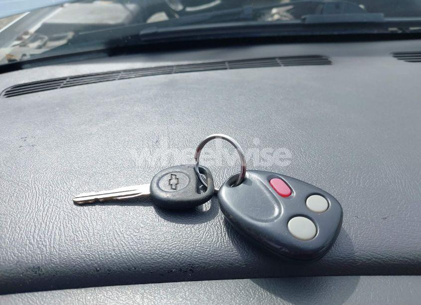 Photo 11 of 2004 Chevrolet Suburban 1500 LT (VIN 1GNFK16T14J103074)