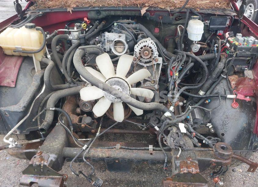 Photo 10 of 2004 Chevrolet Suburban 1500 LT (VIN 1GNFK16T14J167213)