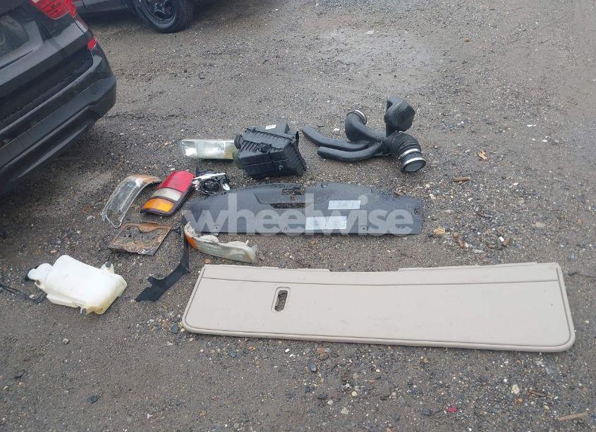 Photo 12 of 2004 Chevrolet Suburban 1500 LT (VIN 1GNFK16T14J167213)