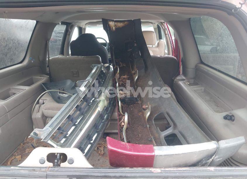 Photo 15 of 2004 Chevrolet Suburban 1500 LT (VIN 1GNFK16T14J167213)