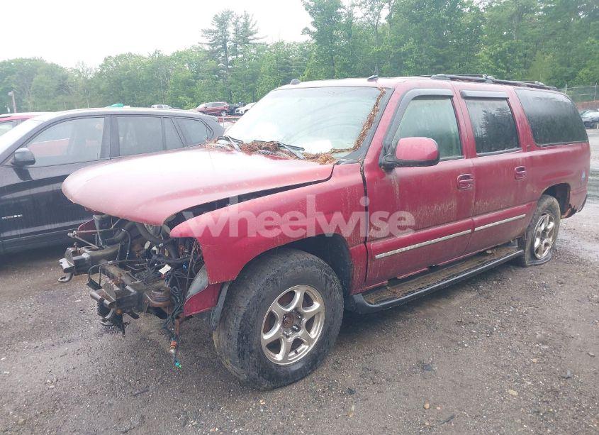 Photo 2 of 2004 Chevrolet Suburban 1500 LT (VIN 1GNFK16T14J167213)