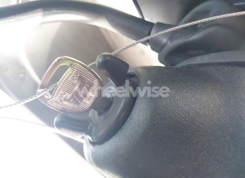 Photo 11 of 2001 Chevrolet Suburban 1500 LT (VIN 1GNFK16T31J227312)