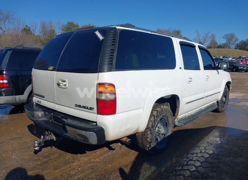Photo 4 of 2001 Chevrolet Suburban 1500 LT (VIN 1GNFK16T31J285470)