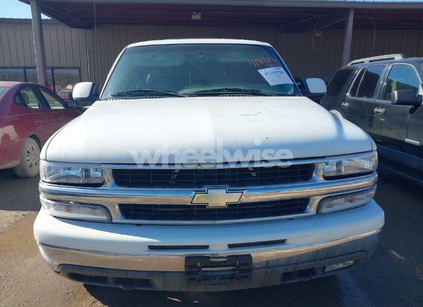 Photo 6 of 2001 Chevrolet Suburban 1500 LT (VIN 1GNFK16T31J285470)