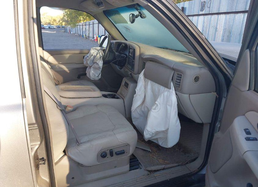 Photo 5 of 2001 Chevrolet Suburban 1500 LT (VIN 1GNFK16T51J210687)