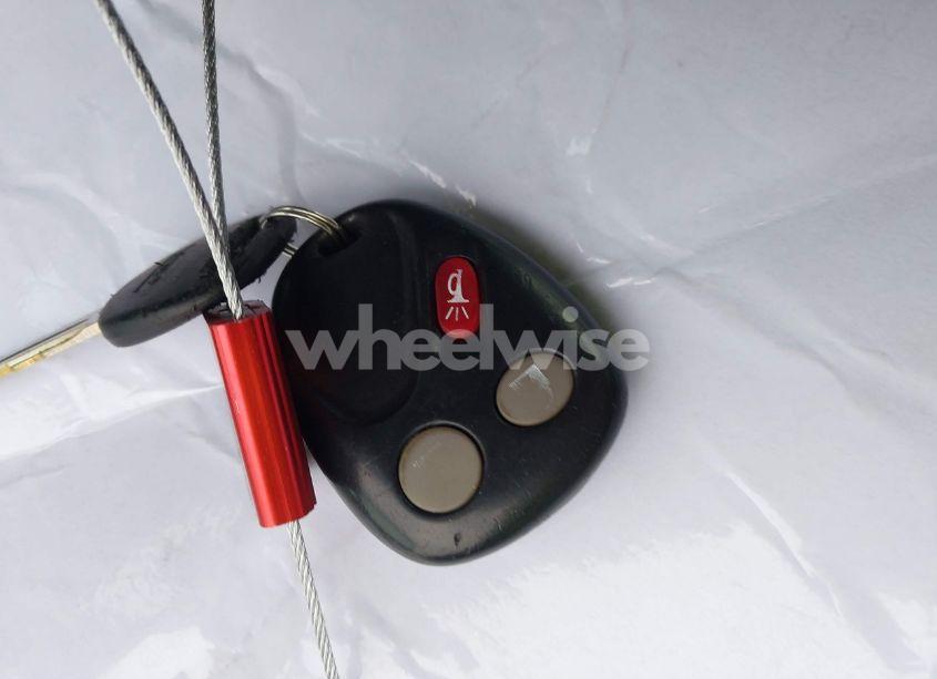 Photo 11 of 2004 Chevrolet Suburban 1500 LT (VIN 1GNFK16T54J197329)