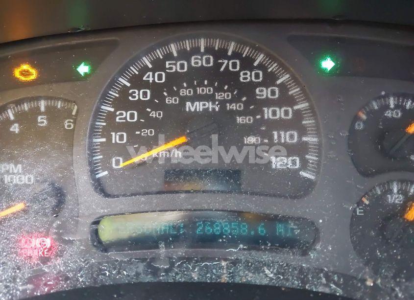 Photo 7 of 2004 Chevrolet Suburban 1500 LT (VIN 1GNFK16T84J174322)