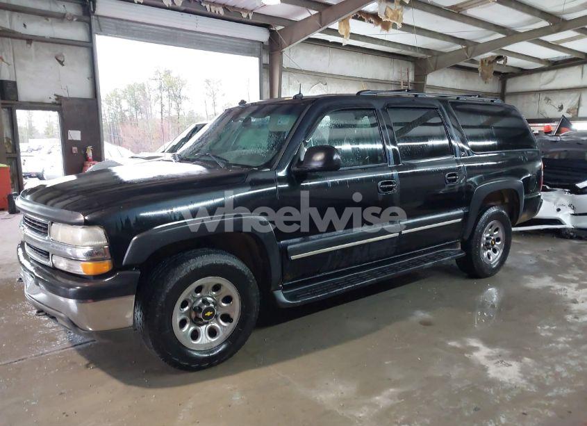 Photo 2 of 2003 Chevrolet Suburban 1500 LT (VIN 1GNFK16T93J211098)