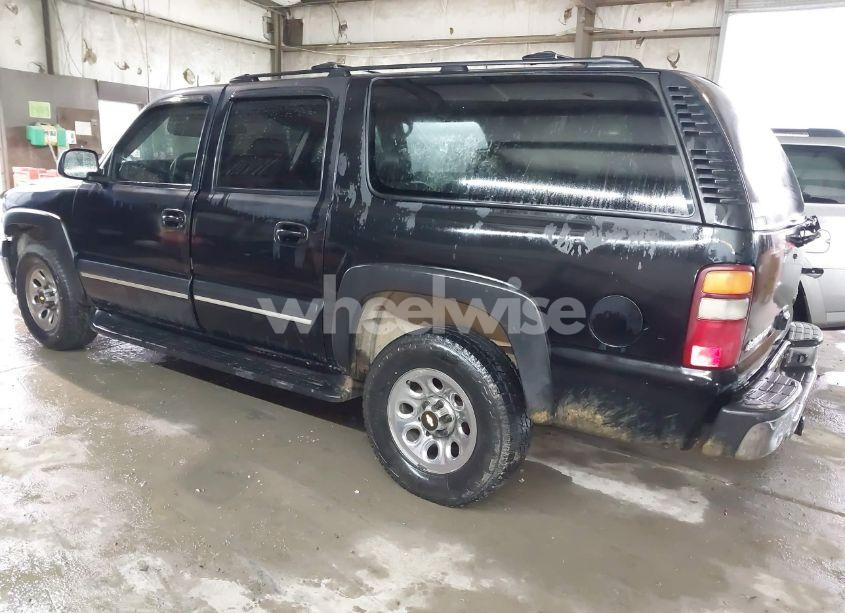 Photo 3 of 2003 Chevrolet Suburban 1500 LT (VIN 1GNFK16T93J211098)