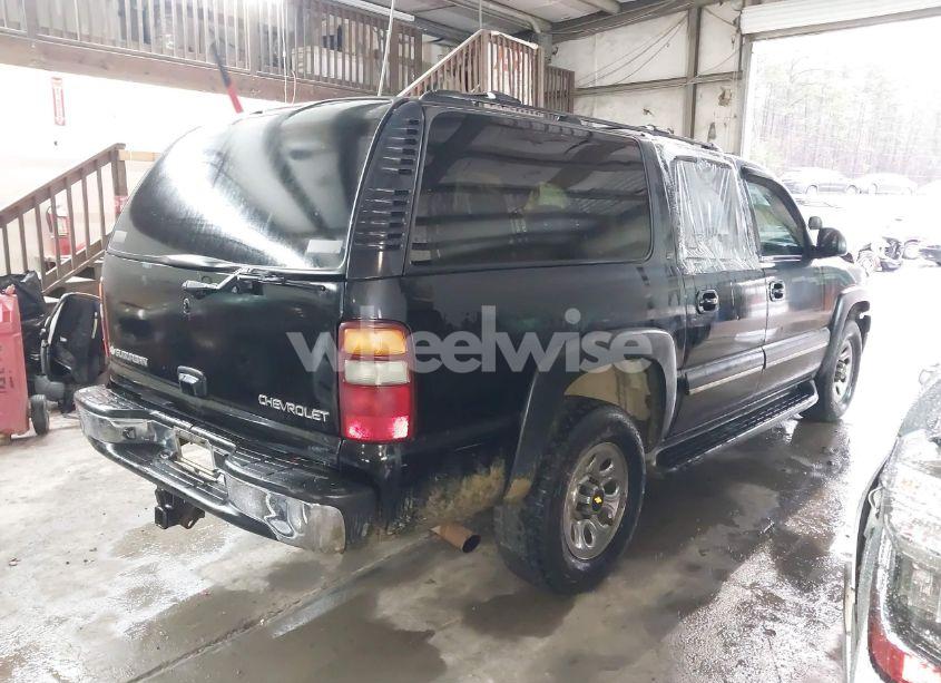 Photo 4 of 2003 Chevrolet Suburban 1500 LT (VIN 1GNFK16T93J211098)