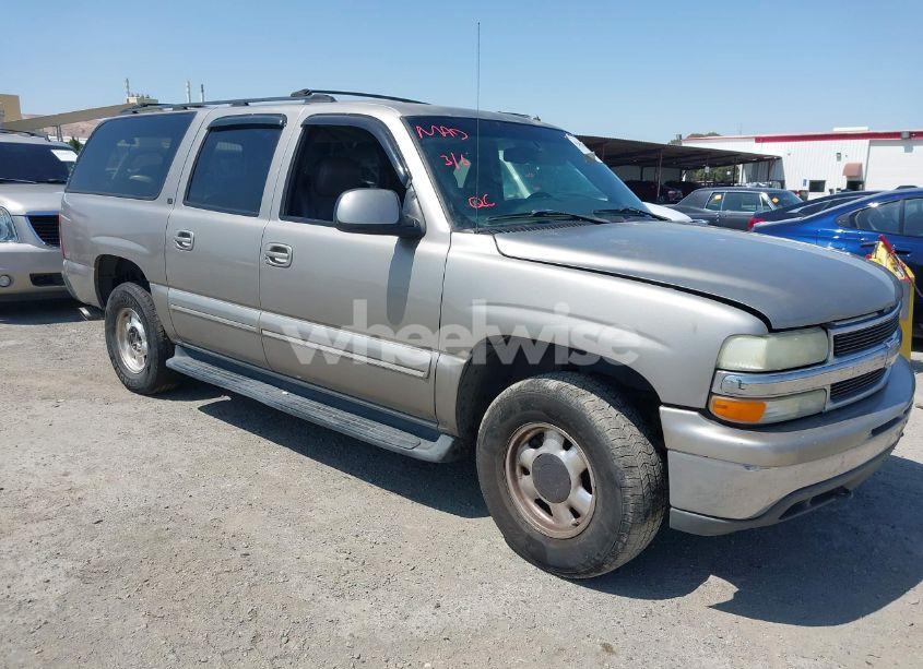 2002 Chevrolet Suburban 1500 LT (VIN 1GNFK16TX2J239684) main photo